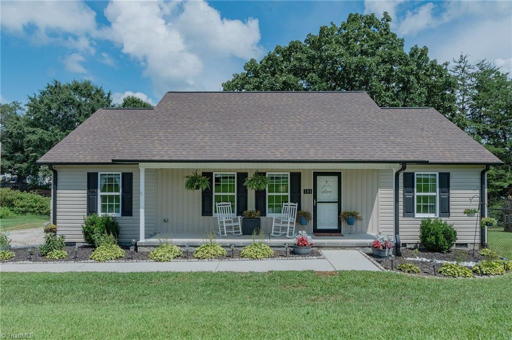 185 Broadway Road Lexington, NC 27295 - Photo 4 of 40 Gallery Image 4