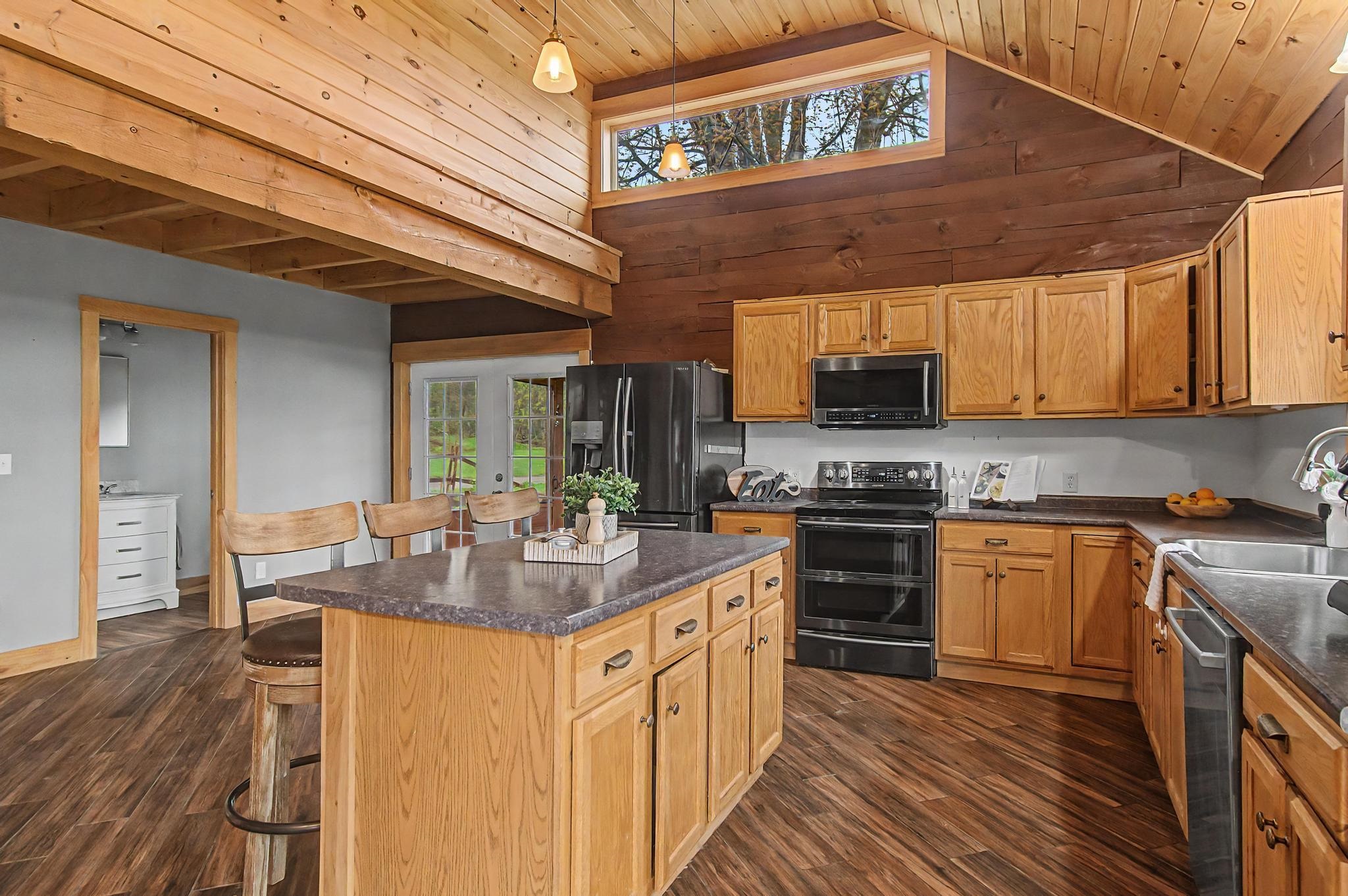 410 Berry Road Berkshire, VT 05476 - Photo 12 of 46 Gallery Image 12