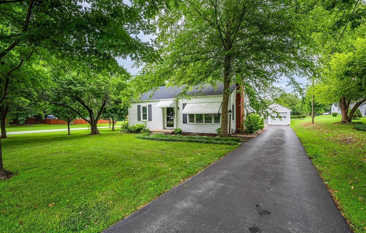 434 Morgantown Road Franklin, KY 42134 - Photo 4 of 38 Gallery Image 4