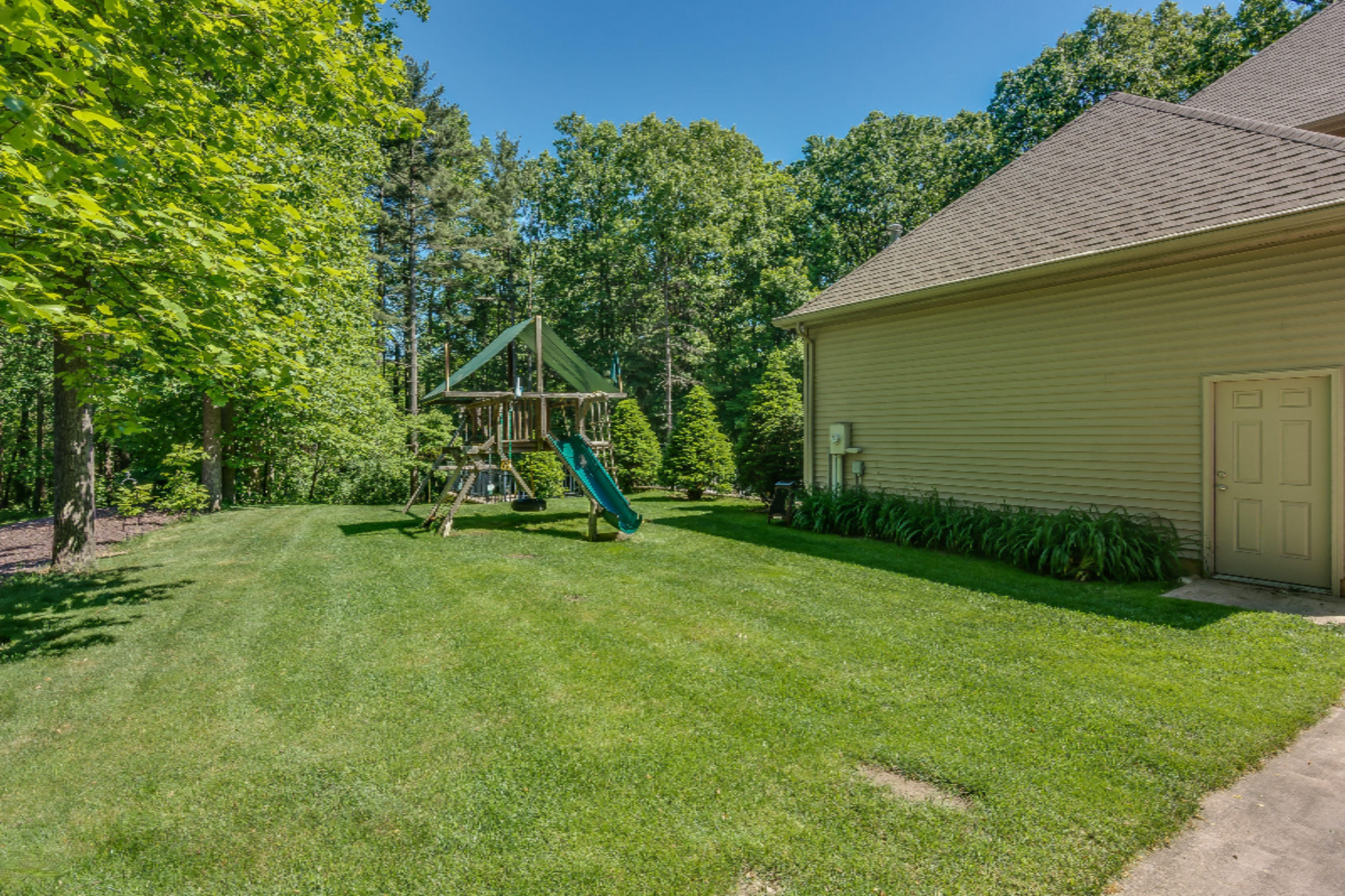 33228 Old Post Road Niles, MI 49120 - Photo 45 of 46 33228 Old Post Rd Niles MI-print-045-40-