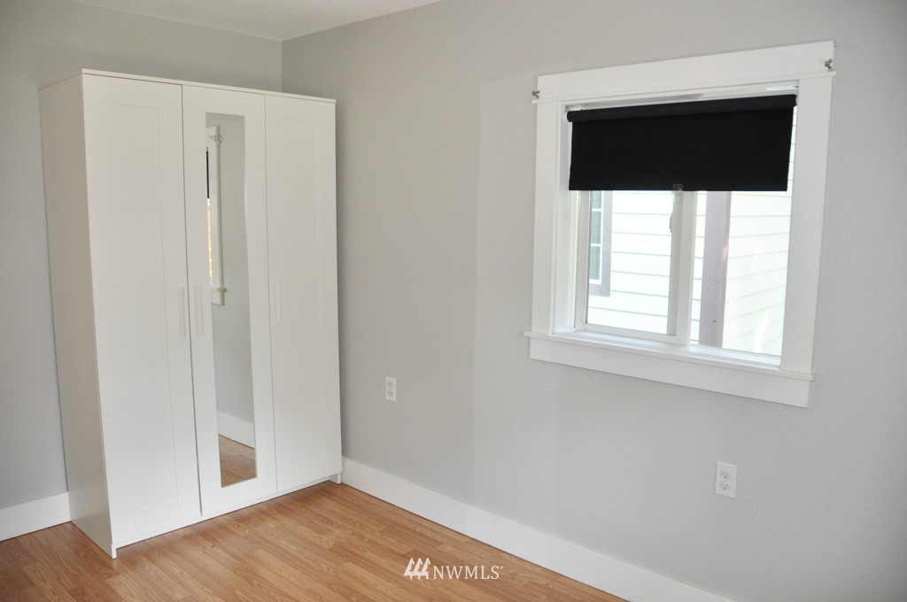 2016 Shamrock Road Northwest Bremerton, WA 98312 - Photo 13 of 25 Gallery Image 13