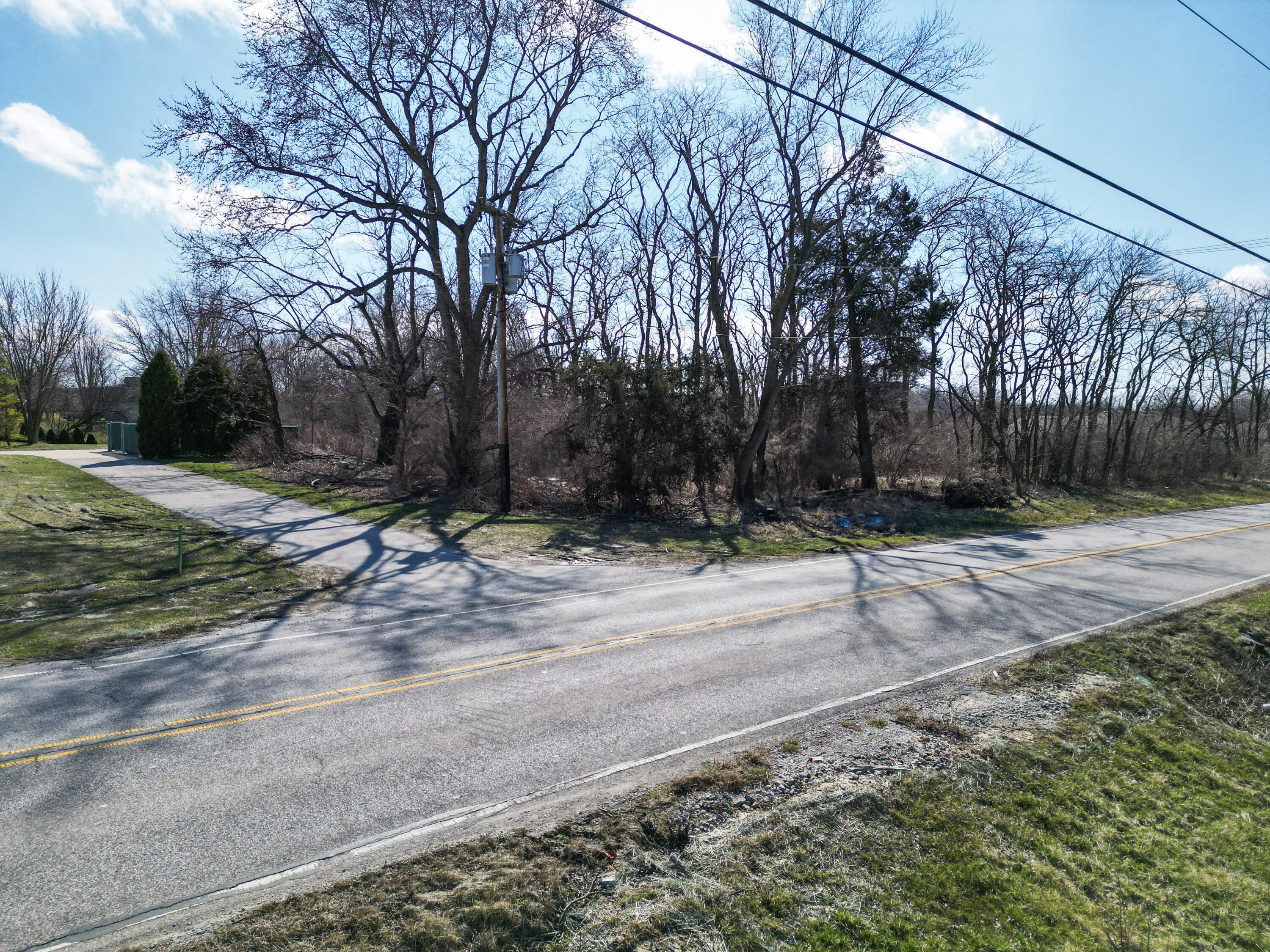 6889 East 109th Avenue Crown Point, IN 46307 - Photo 11 of 14 3000x2250