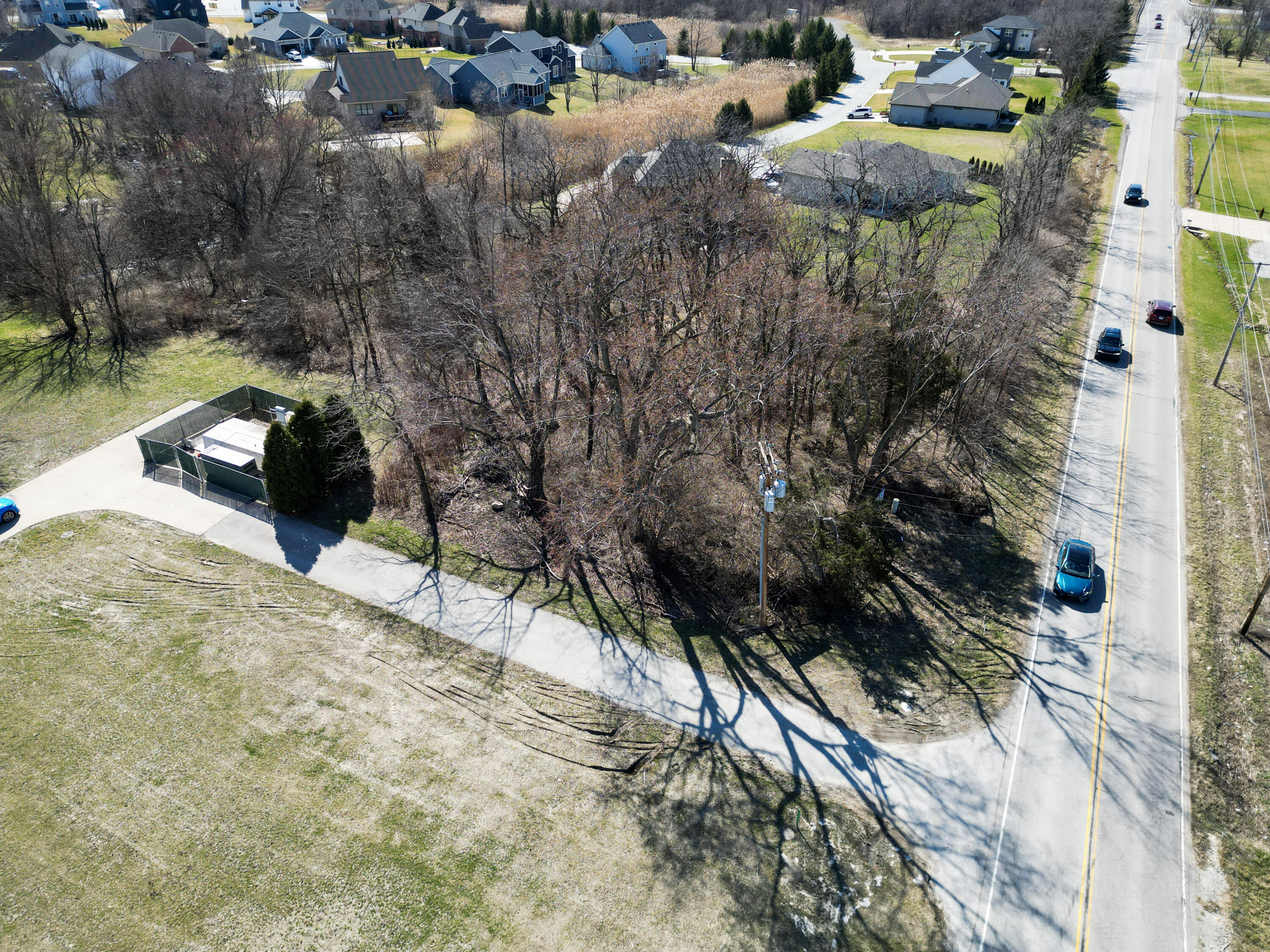 6889 East 109th Avenue Crown Point, IN 46307 - Photo 3 of 14 3000x2250