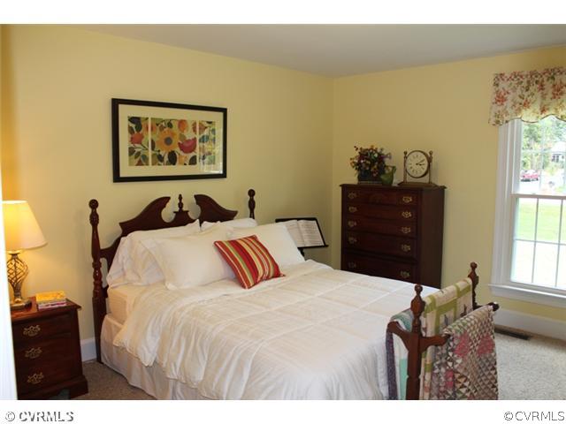 603 Rothschild Drive Chester, VA 23836 - Photo 15 of 24 Bedroom - The second bedroom is so welcoming!