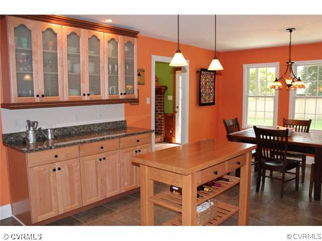 603 Rothschild Drive Chester, VA 23836 - Photo 9 of 24 Kitchen - Love the eat-in space and the glass-fron