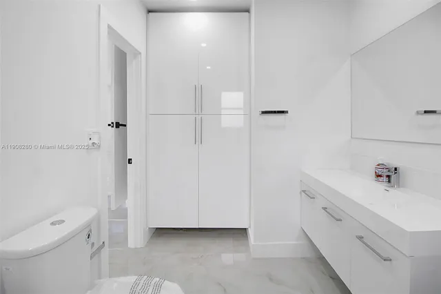 $569,000 | 1130 Northwest 91st Street, Miami, FL 33150