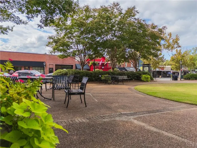 $990,000 | 108 Canton Way, Roswell, GA 30075