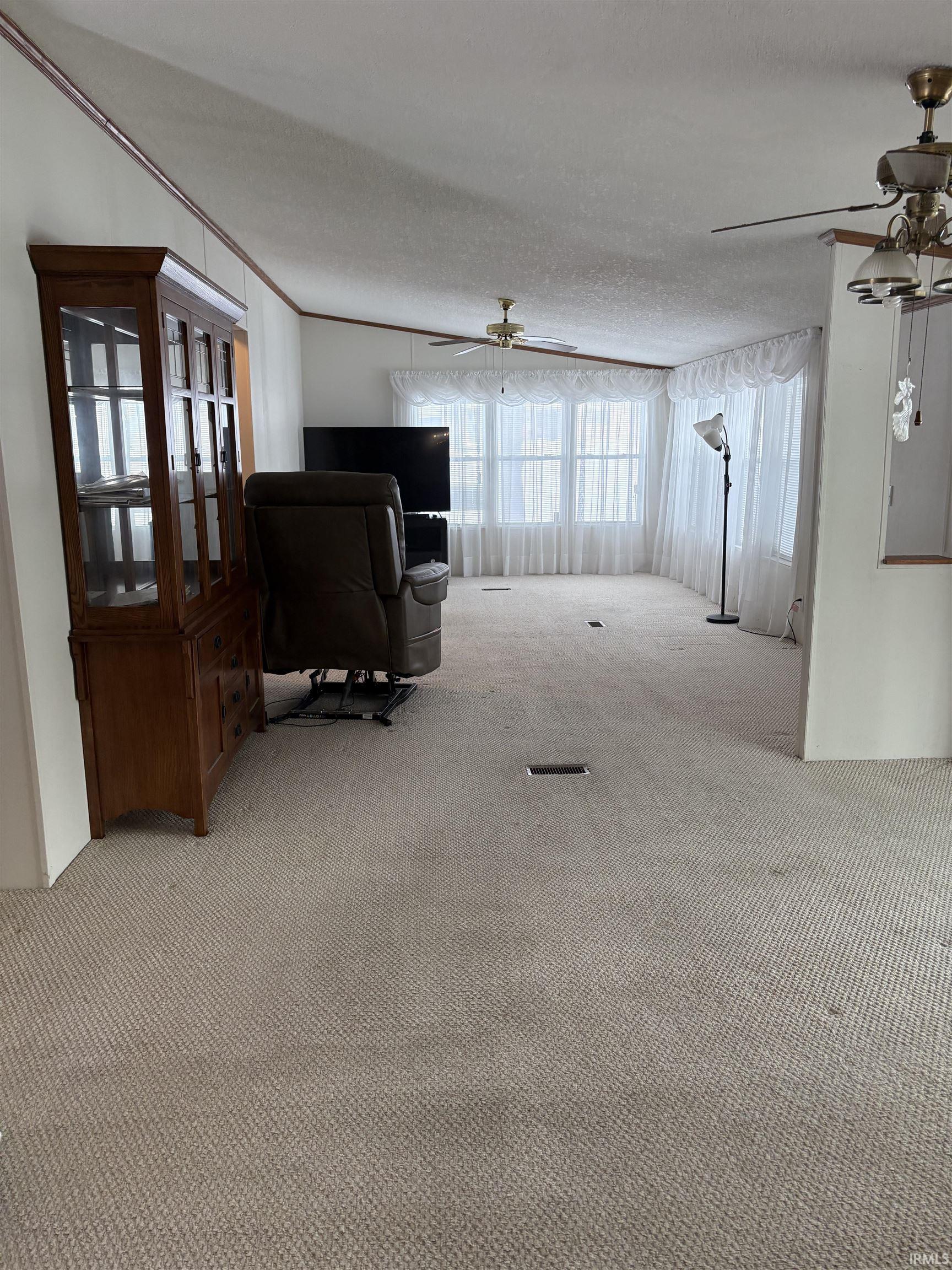 95 North Indiana Street Mulberry, IN 46058 - Photo 7 of 22