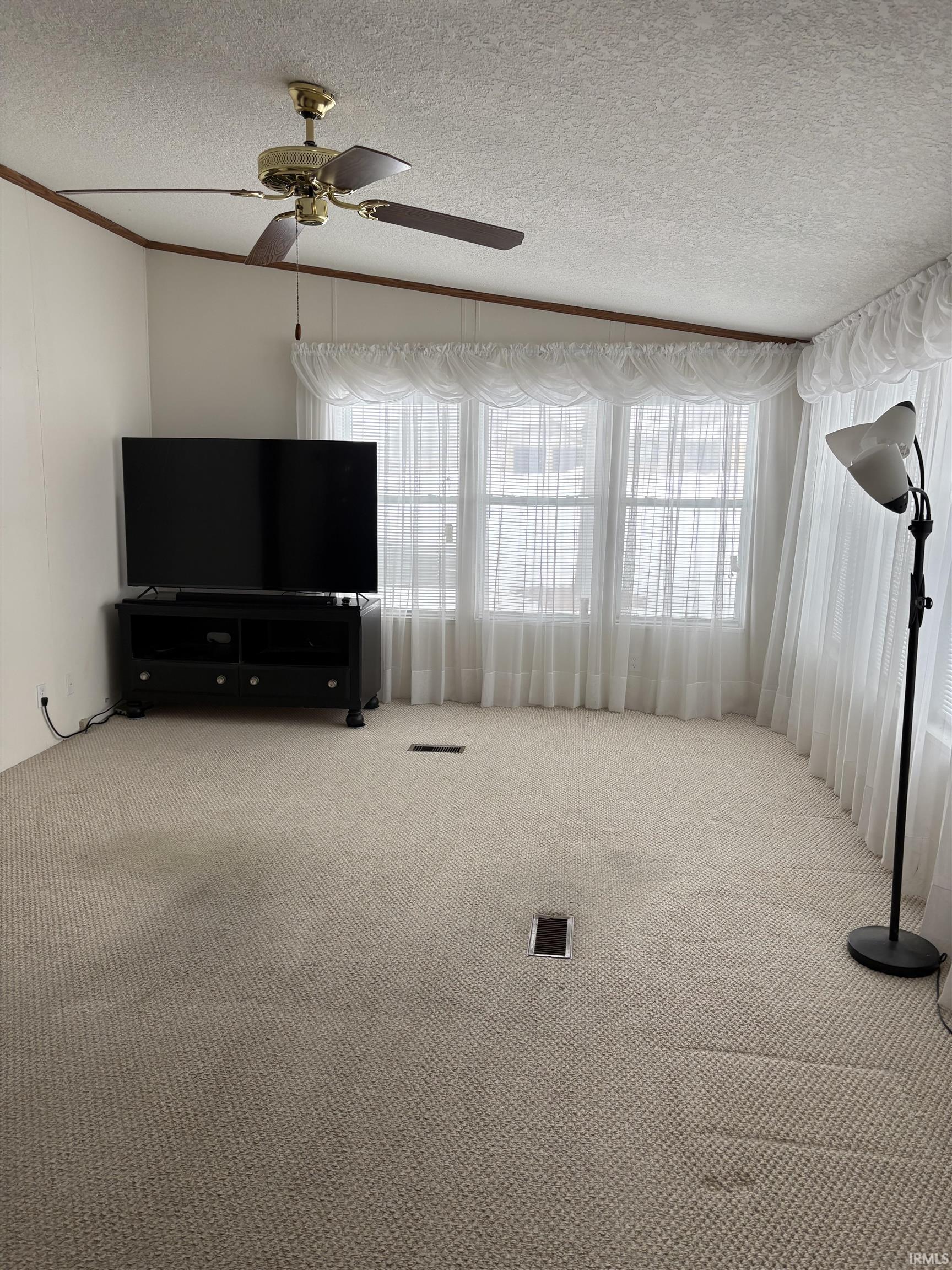 95 North Indiana Street Mulberry, IN 46058 - Photo 8 of 22