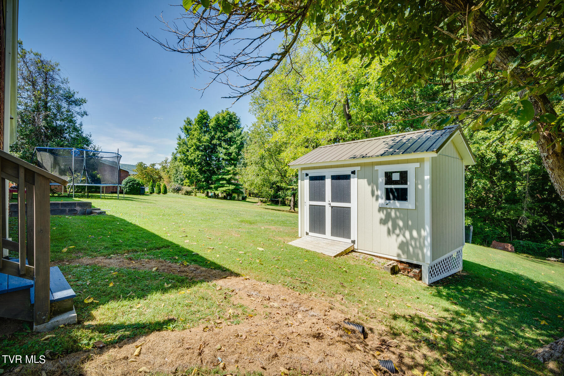 153 Greendale Road Johnson City, TN 37601 - Photo 37 of 41 033