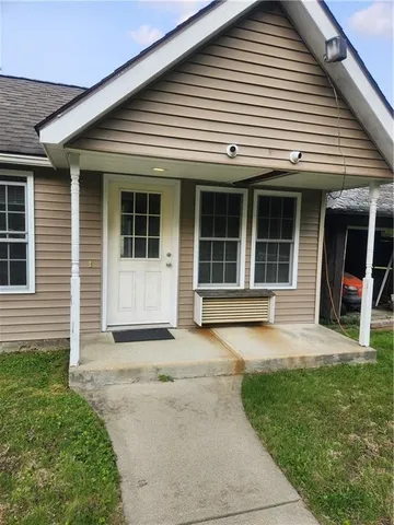 $1,250 | 1 Boss Road, Unit 3, Foster, RI 02825