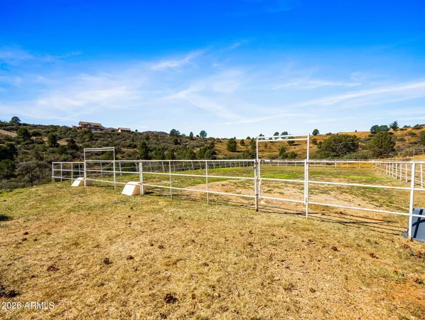 $625,000 | 17827 Tawny Lane, Peeples Valley, AZ 86332