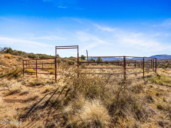 $625,000 | 17827 Tawny Lane, Peeples Valley, AZ 86332