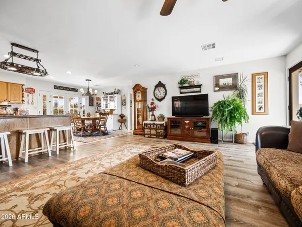 $625,000 | 17827 Tawny Lane, Peeples Valley, AZ 86332