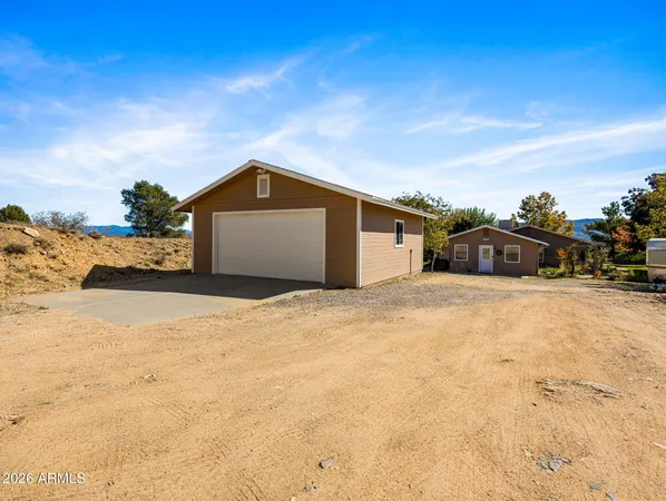 $625,000 | 17827 Tawny Lane, Peeples Valley, AZ 86332