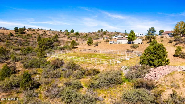 $625,000 | 17827 Tawny Lane, Peeples Valley, AZ 86332