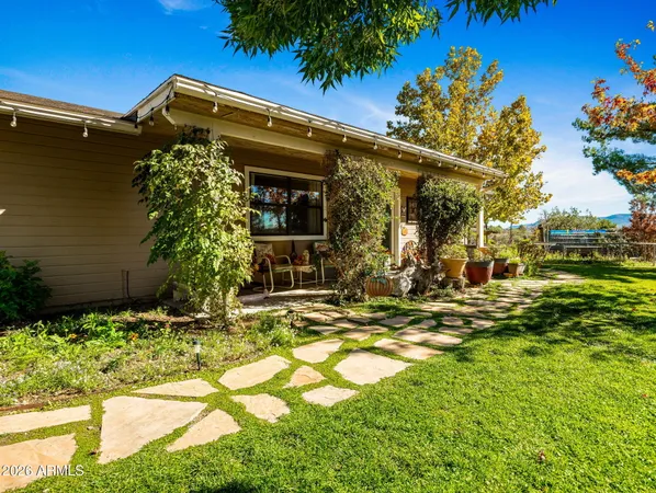 $625,000 | 17827 Tawny Lane, Peeples Valley, AZ 86332