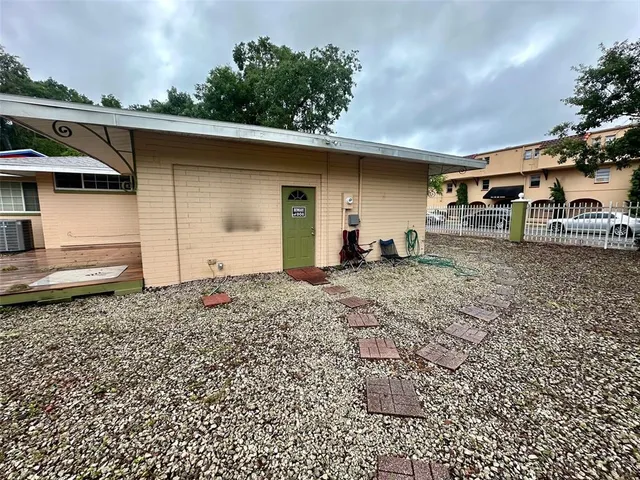 a view of a living room with a projector