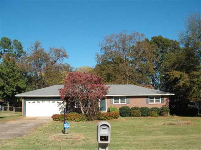 2601 Warren Drive Anderson, SC 29621 - Photo 1 of 12