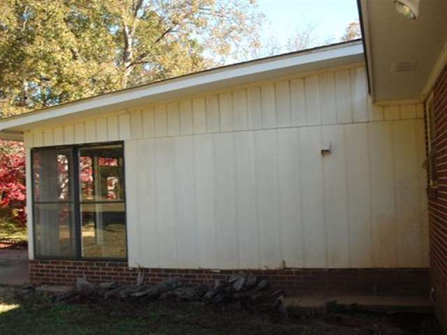 2601 Warren Drive Anderson, SC 29621 - Photo 2 of 12