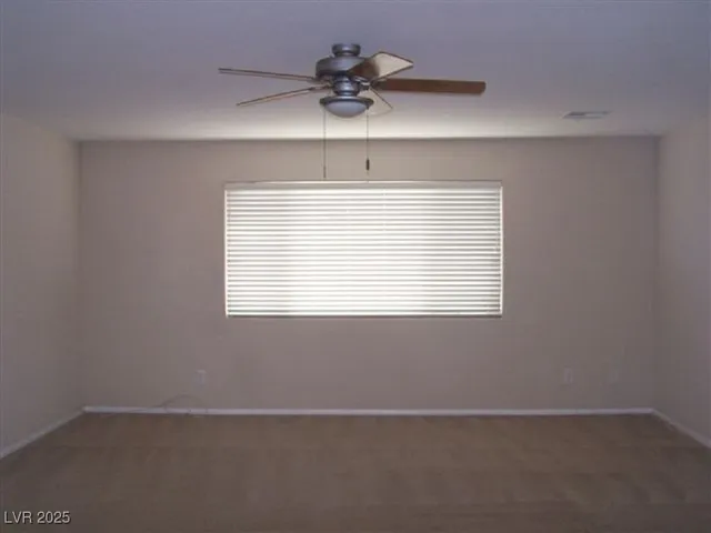 $2,745 | 283 Maddelena Avenue, Las Vegas, NV 89183