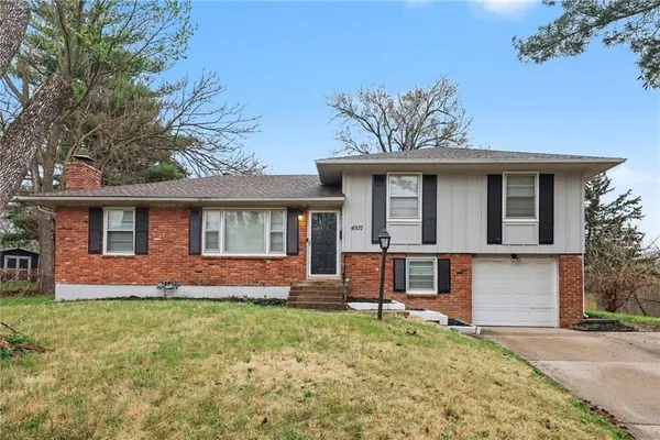 $214,900 | 4937 Overton Avenue, Kansas City, MO 64133