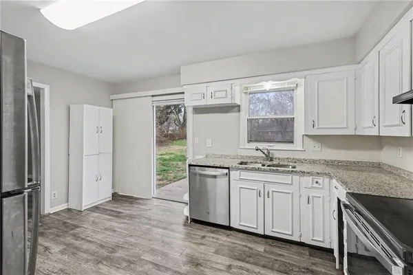 $214,900 | 4937 Overton Avenue, Kansas City, MO 64133