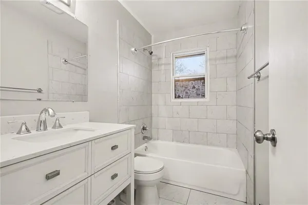 $214,900 | 4937 Overton Avenue, Kansas City, MO 64133