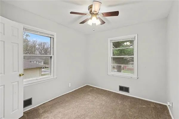 $214,900 | 4937 Overton Avenue, Kansas City, MO 64133