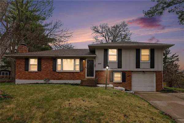 $214,900 | 4937 Overton Avenue, Kansas City, MO 64133