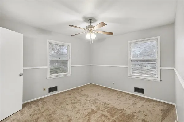 $214,900 | 4937 Overton Avenue, Kansas City, MO 64133