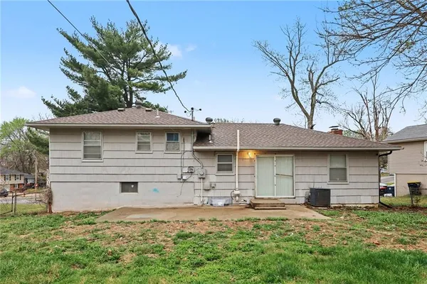 $214,900 | 4937 Overton Avenue, Kansas City, MO 64133