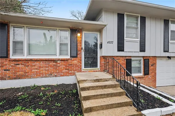 $214,900 | 4937 Overton Avenue, Kansas City, MO 64133