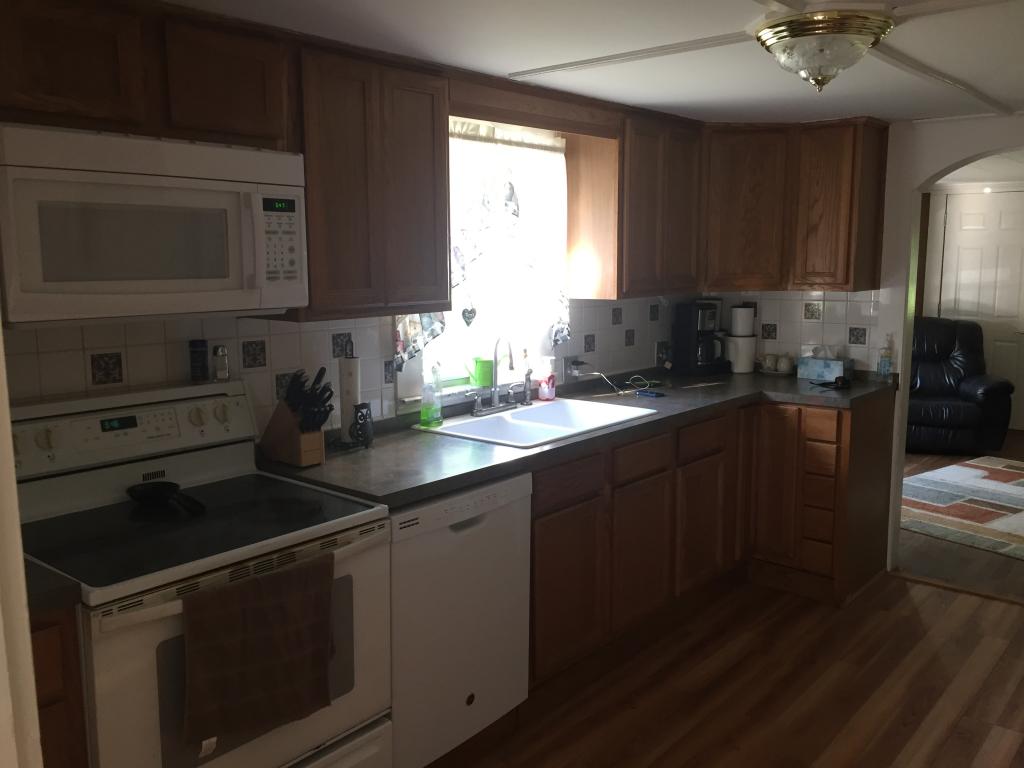 74 Autumn Street Rochester, NH 03868 - Photo 3 of 25