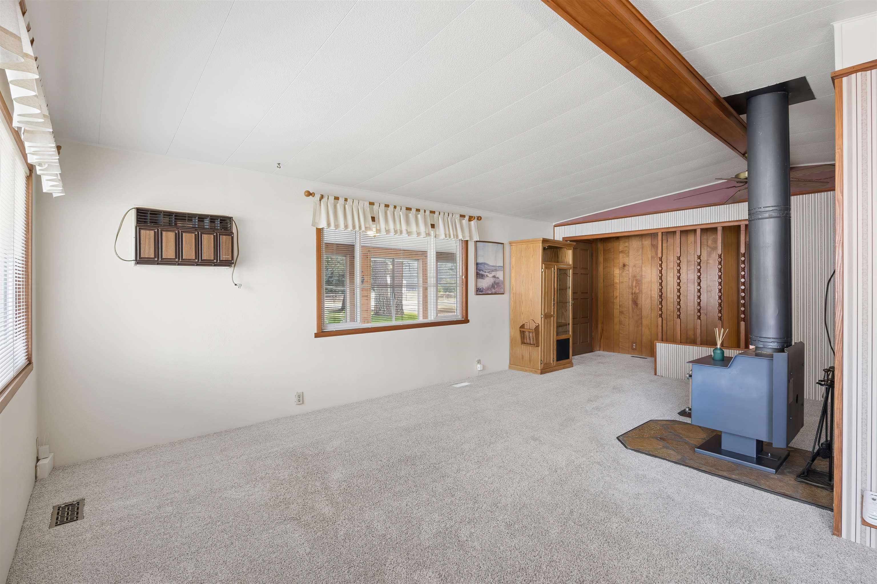 31315 North Cedar Road Deer Park, WA 99006 - Photo 10 of 50 Gallery Image 10