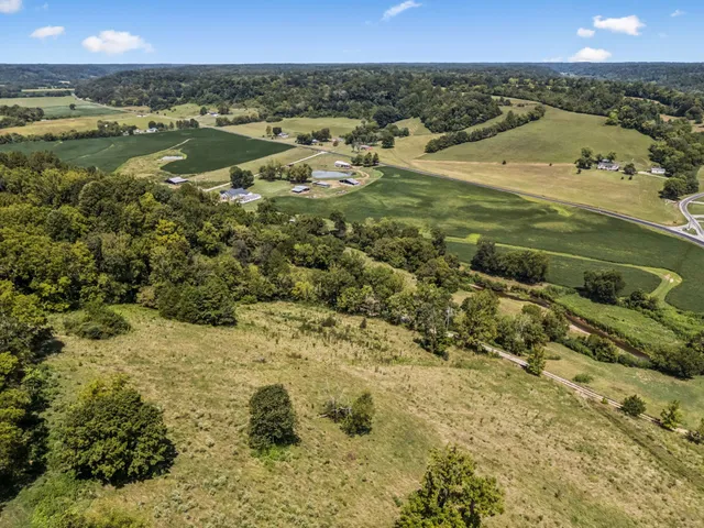 $594,900 | 4951 Weakley Creek Road, Lawrenceburg, TN 38464