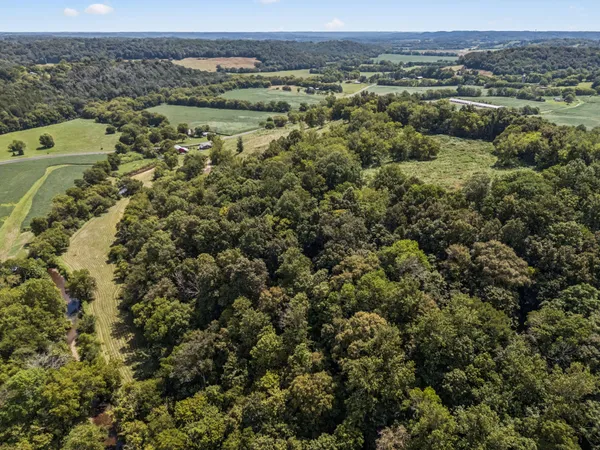 $594,900 | 4951 Weakley Creek Road, Lawrenceburg, TN 38464