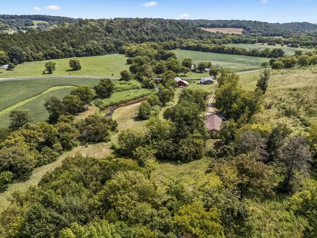 $594,900 | 4951 Weakley Creek Road, Lawrenceburg, TN 38464