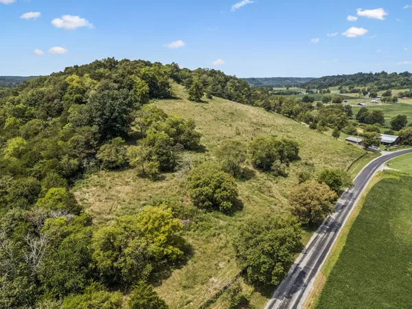 $594,900 | 4951 Weakley Creek Road, Lawrenceburg, TN 38464