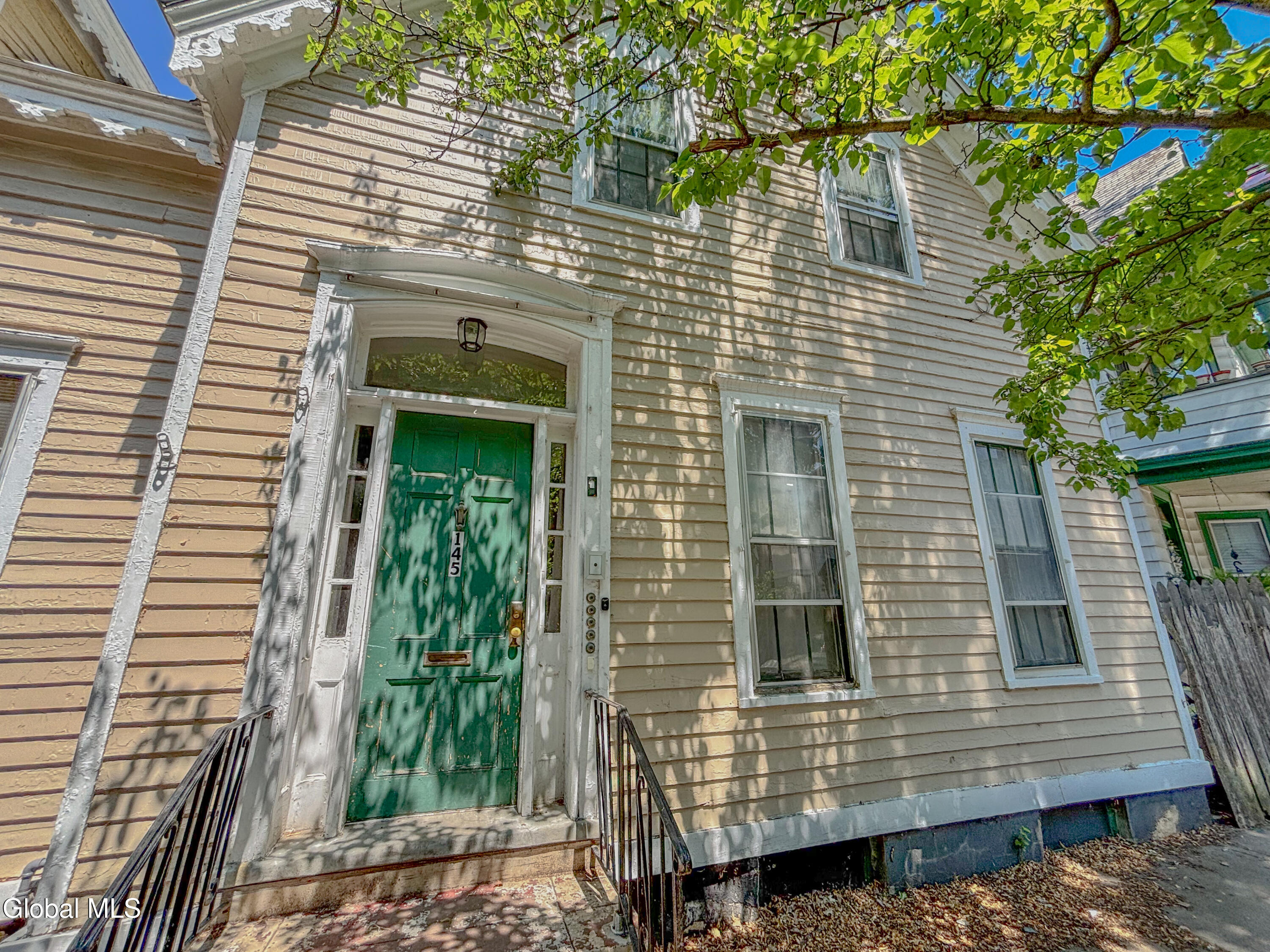 145 Front Street Schenectady, NY 12305 - Photo 2 of 33 IMG_9238