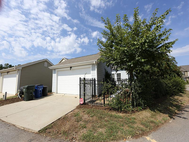 811 Chapanoke Road Raleigh, NC 27603 - Photo 20 of 25 Garage/Drive/Alley