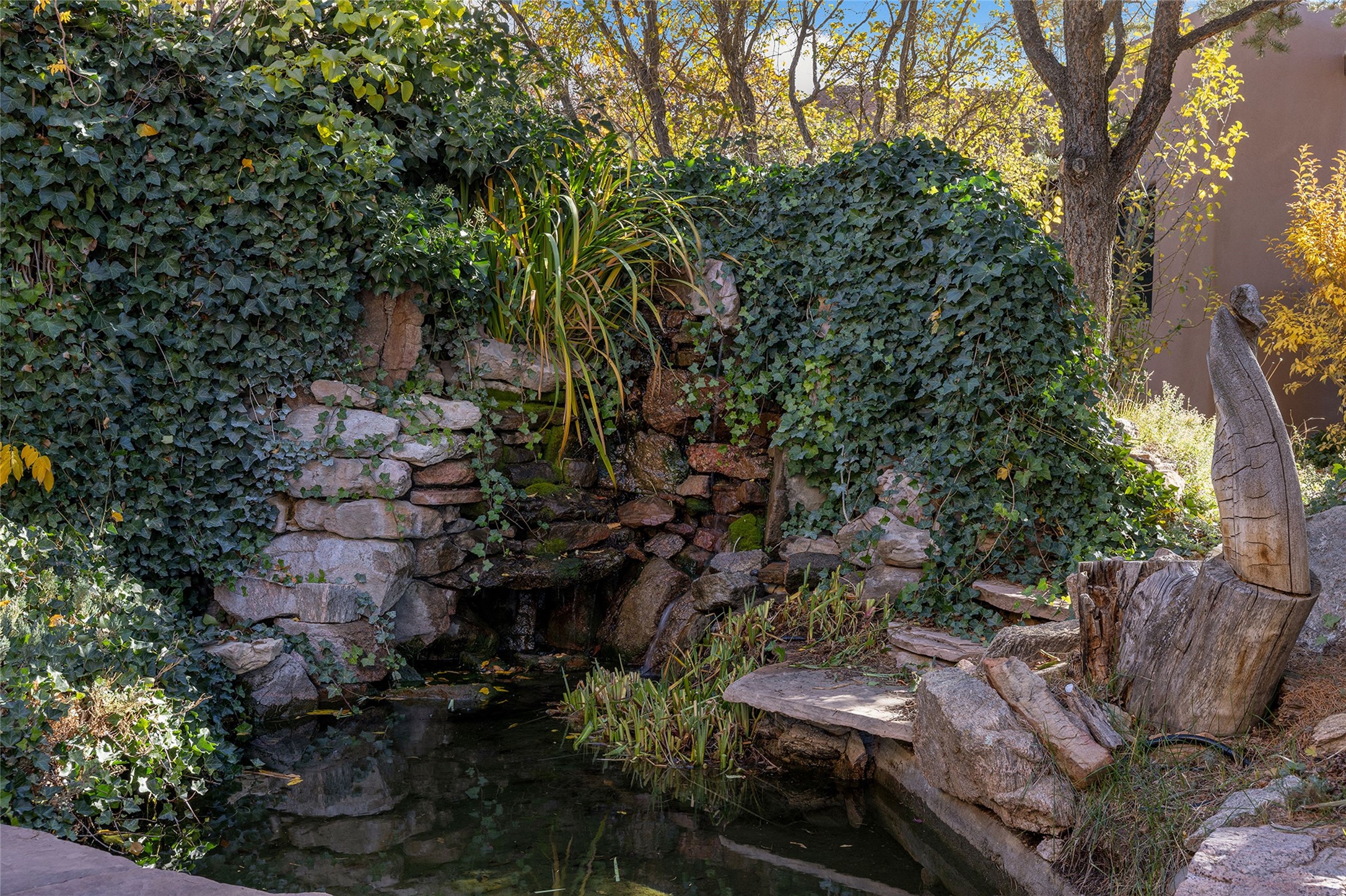 2022 Foothills Road Santa Fe, NM 87505 - Photo 31 of 68 Fountain & Pond