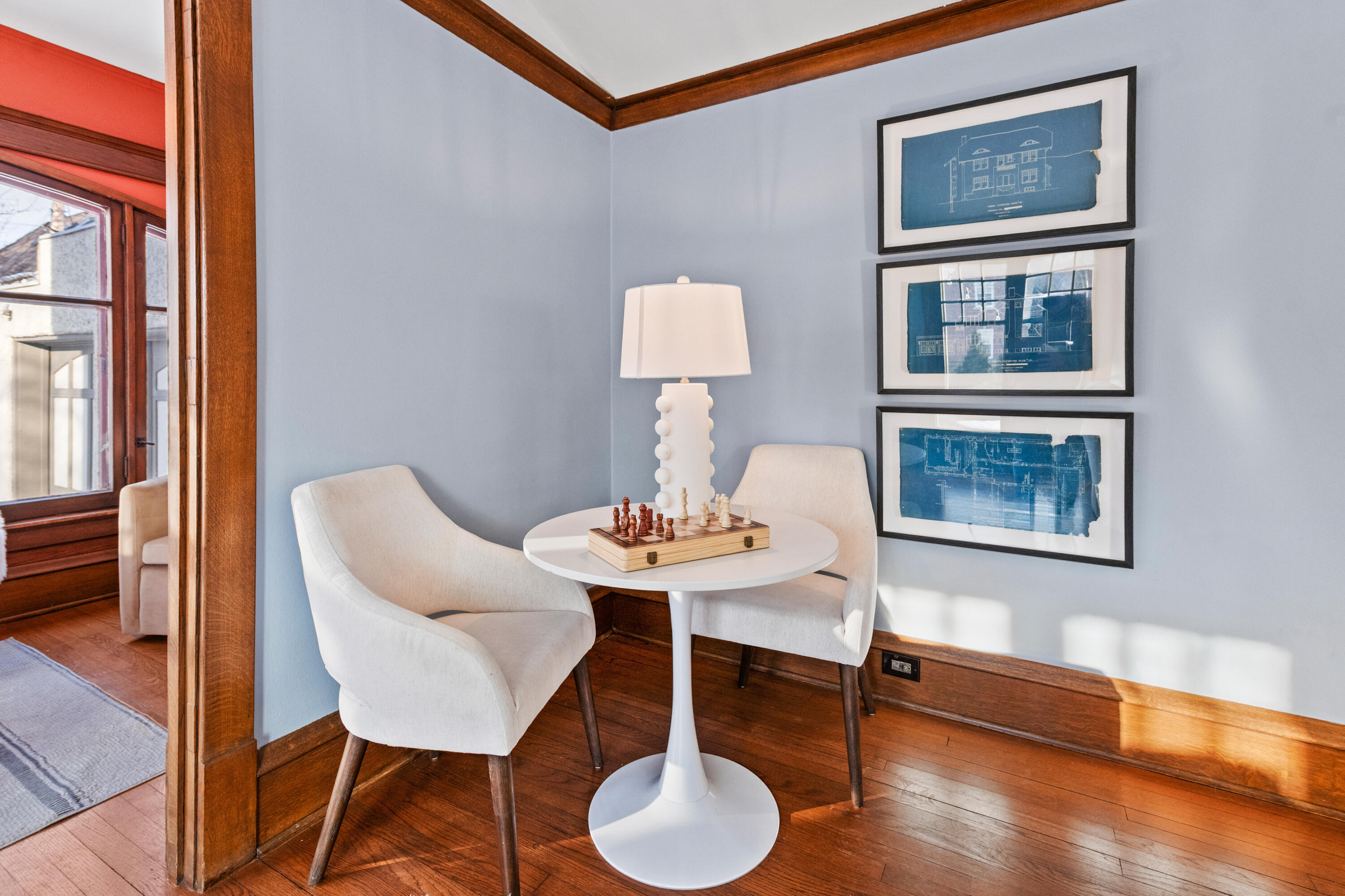 3405 North Hackett Avenue Milwaukee, WI 53211 - Photo 14 of 73 Seating Area