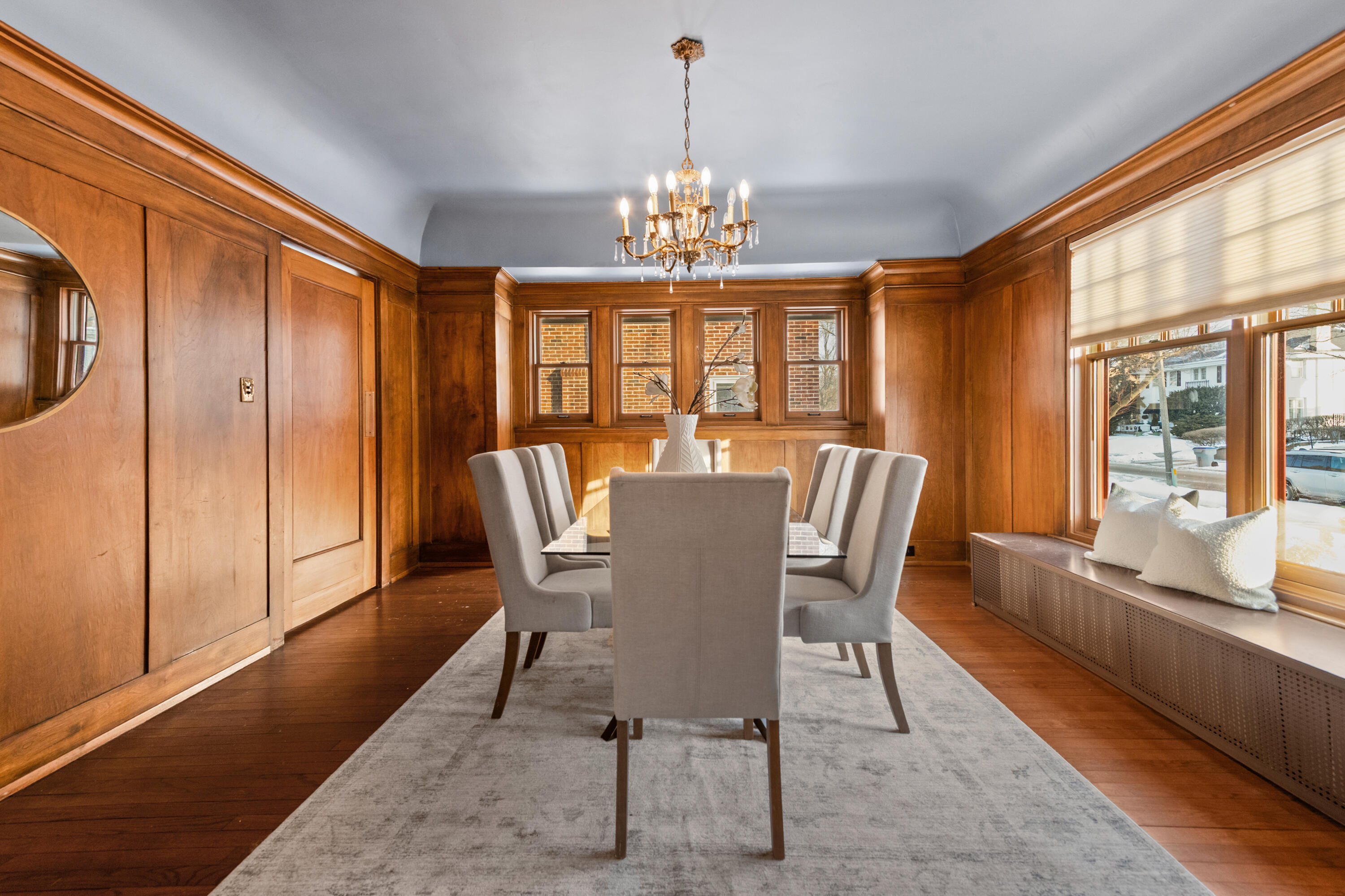3405 North Hackett Avenue Milwaukee, WI 53211 - Photo 24 of 73 Dining Room