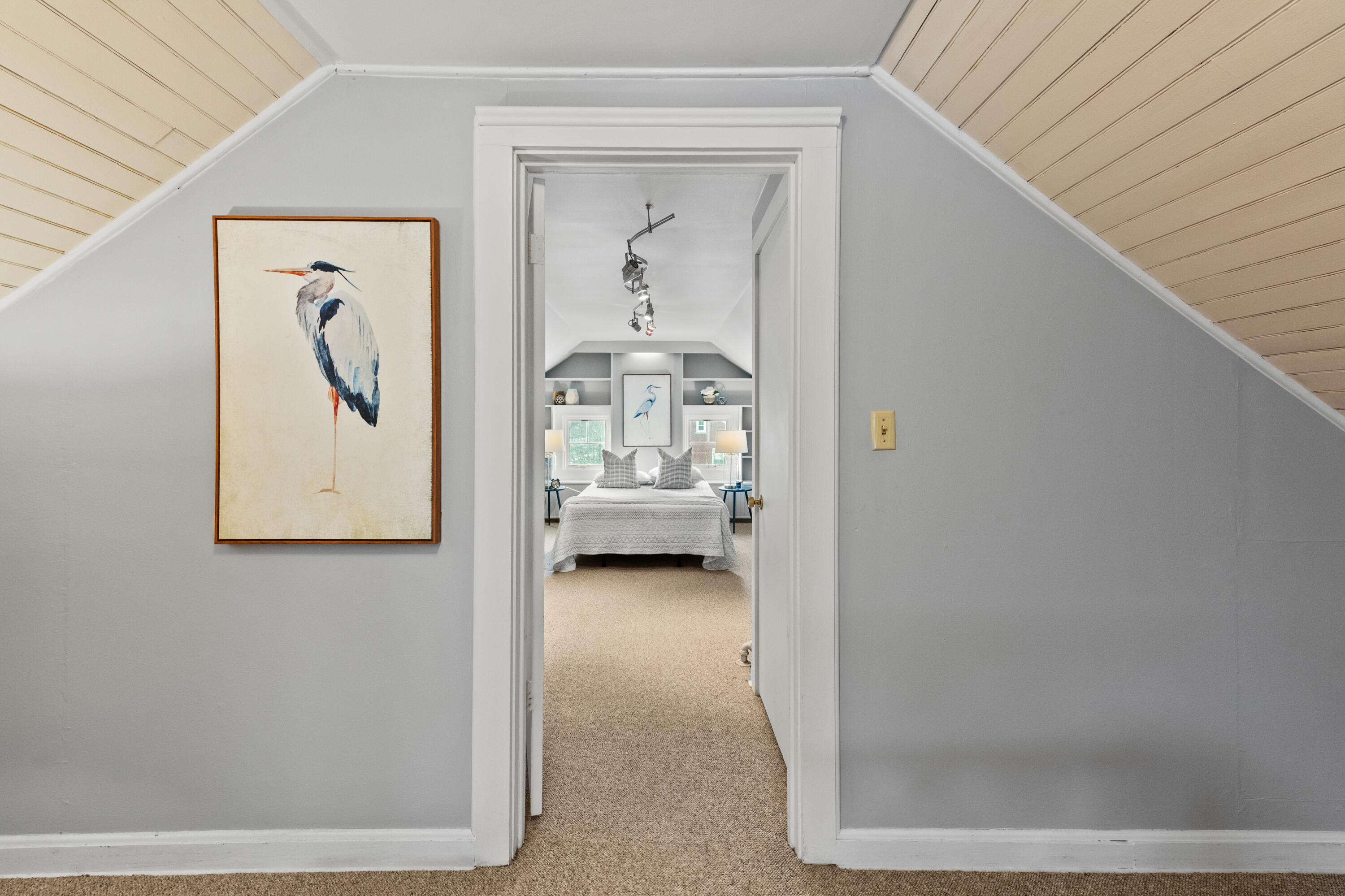 3405 North Hackett Avenue Milwaukee, WI 53211 - Photo 55 of 73 Third Floor