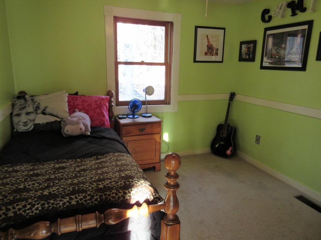52 Oakwood Road Farmington, NH 03835 - Photo 12 of 19