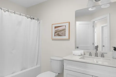 $424,000 | 15 Suffolk Drive, Unit 2, Concord, NH 03303