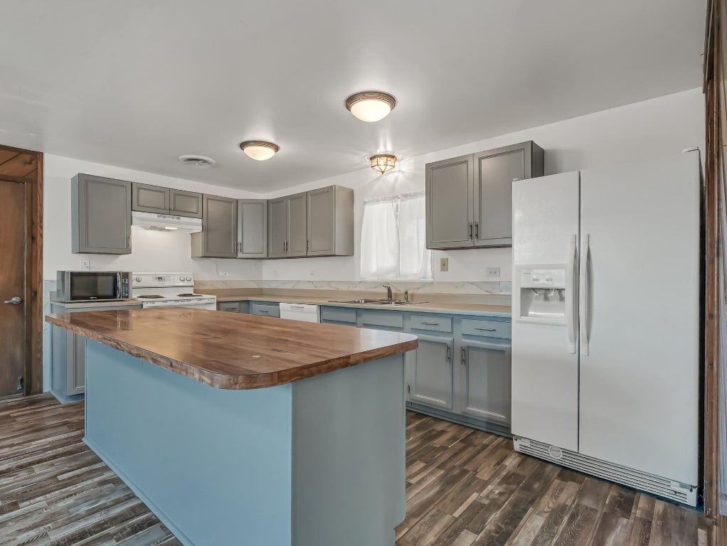 10001 Cram Gulch Road Yreka, CA 96097 - Photo 7 of 32 Gallery Image 7