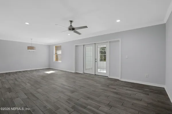 $124,000 | 4325 Plaza Gate Lane South, Unit 201, Jacksonville, FL 32217