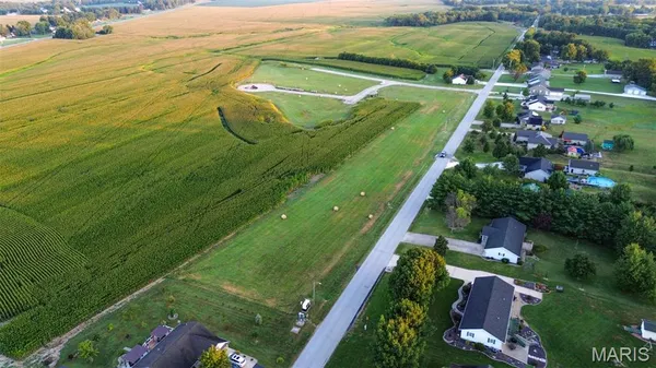 $34,900 | 33 Witt Mill Road, Jerseyville, IL 62052